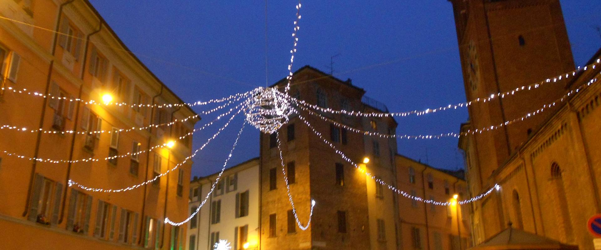 Piazza Borgo con luminarie foto di Michele aldi